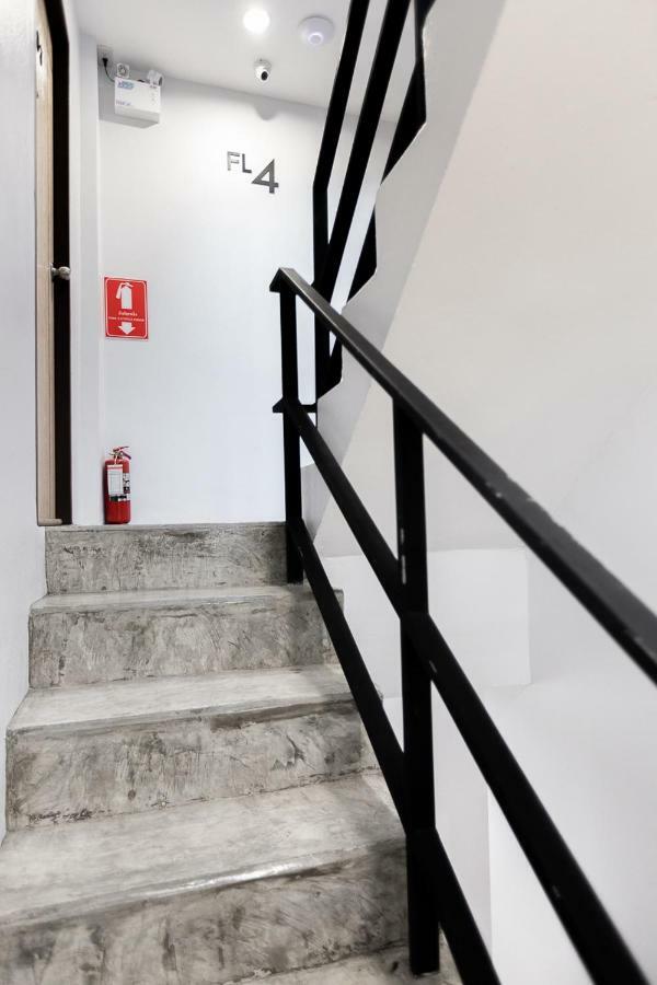 Albergue Minimal House Patong (Adults Only) Exterior foto